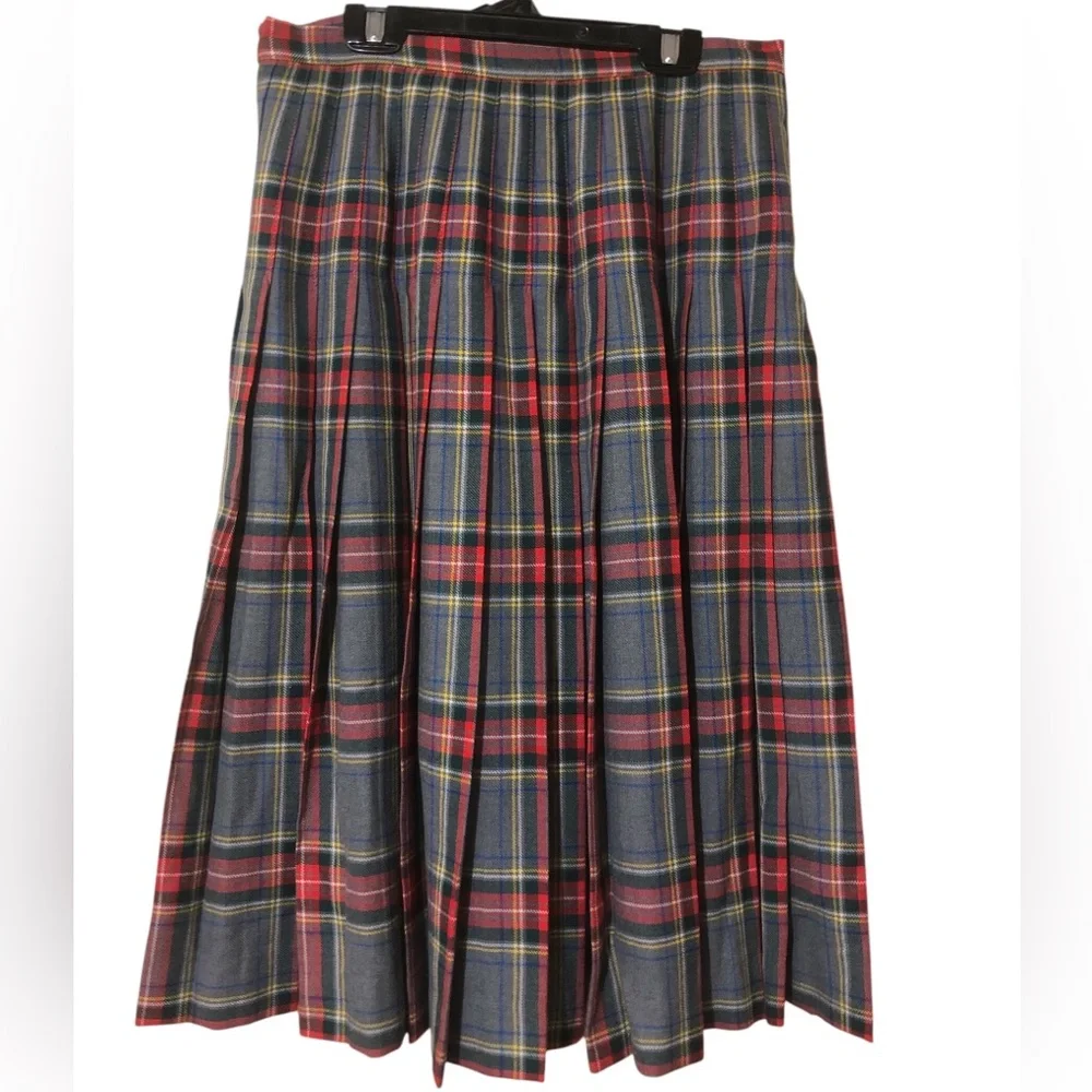 Women’s Vintage Plaid Tartan Skirt 100% Virgin Wool- Red and Grey - Picture 2 of 4